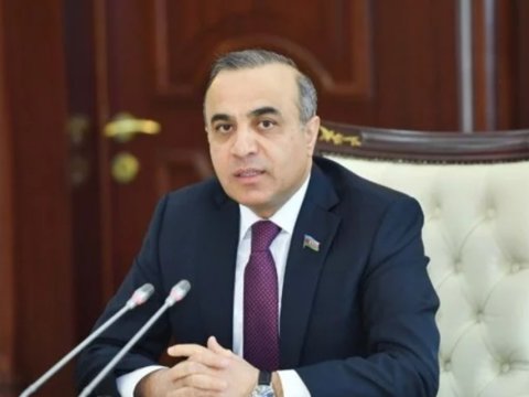 Makron gərək iki dəfə düşünsün...