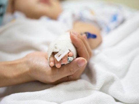 5 yaşlı uşağın boğazında noxud qaldı, həyatını İTİRDİ