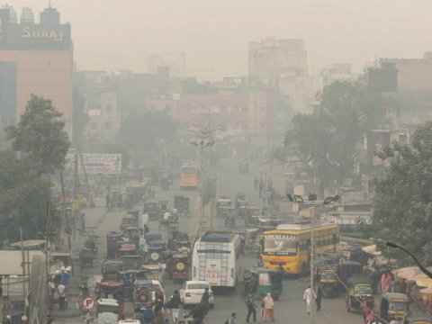 Havanın çirkliliyinə görə məktəblər bağlandı