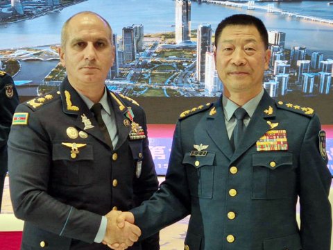 HHQ komandanı Çində keçirilən beynəlxalq sərgidə iştirak edib