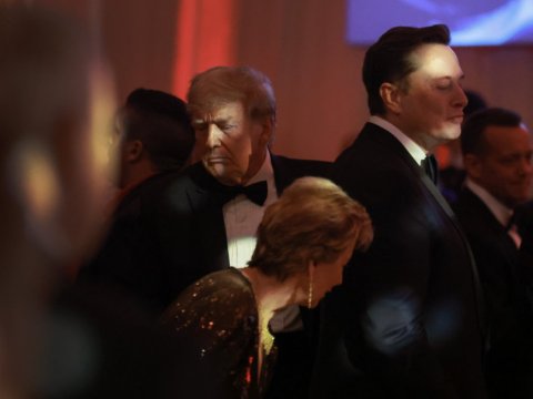 Trampdan İlon Mask zarafatı: &ldquo;Onu qova bilmərəm&rdquo;&nbsp;