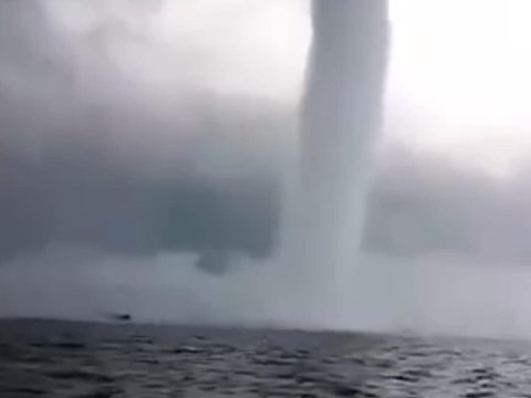 Nadir təbiət hadisəsinin QORXUNC GÖRÜNTÜLƏRİ