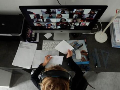 Azərbaycanda distant təhsil QANUNİLƏŞİR&nbsp;