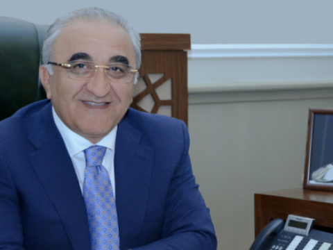 UNEC rektoru və gənc alimin məqaləsi "Emerald"da nəşr olunub