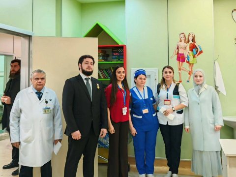 Leyla Əliyeva Uşaq Onkologiya Klinikasında - FOTO
