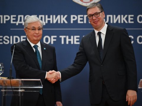 Tokayev Serbiyada 10 saziş imzaladı
