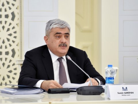 Nazir maaş və pensiyaların artımından DANIŞDI