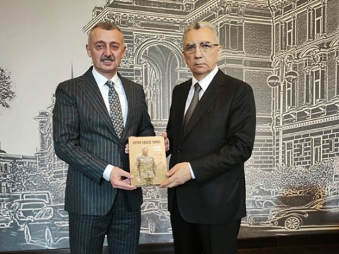 Kocaeli Bələdiyyəsinin sədri Eldar Əzizovla görüşdü