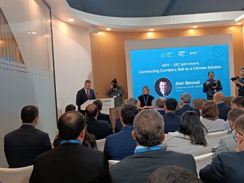 COP29-da "İqlim siyasətində dəmir yolları" mövzusunda tədbir keçirilib