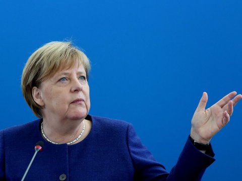 Merkel xatirələrini yazdı: "Qorxurdum ki..."