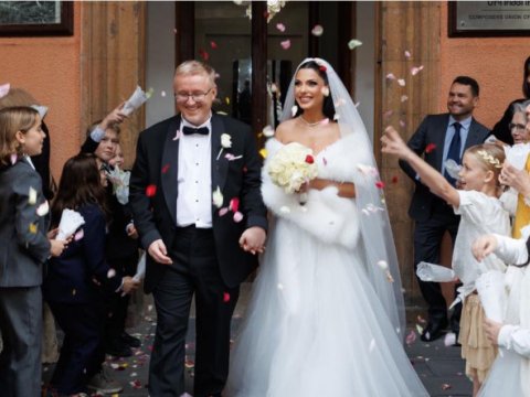 Kanadanın İrəvandakı səfiri erməni aktrisa ilə evləndi -&nbsp;FOTO