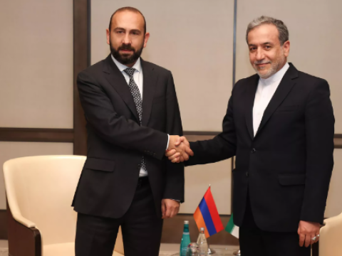 Mirzoyan iranlı həmkarı ilə yendən danışdı