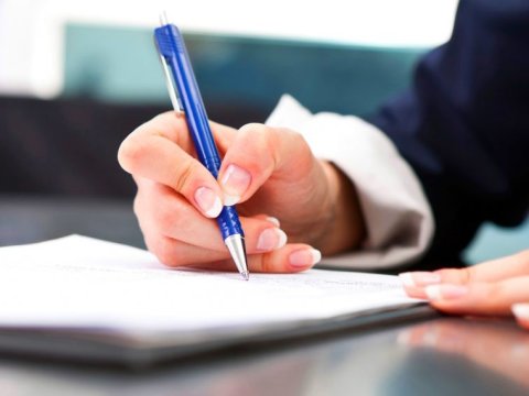 Prezident onları &ldquo;Xalq artisti&rdquo; və &ldquo;Əməkdar artist&rdquo; adlarından məhrum etdi