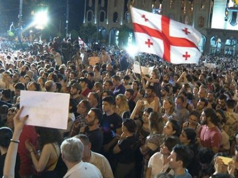 Gürcüstanda müxalifət aksiya keçirir