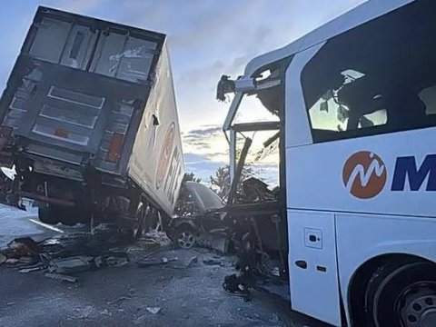 Türkiyədə ağır yol qəzası&nbsp;- 30 YARALI