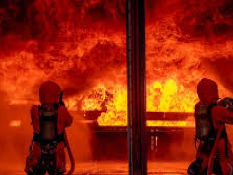 Minə yaxın ev KÜLƏ DÖNDÜ