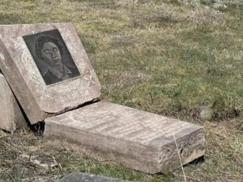 Ermənilərin dağıtdığı Azərbaycan qəbiristanlığından GÖRÜNTÜLƏR