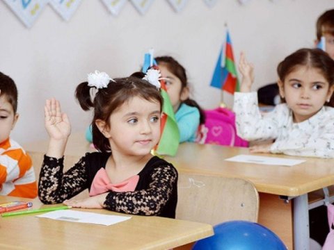 Məktəbəhazırlıq qrupları və birinci sinif şagirdlərinin yerdəyişməsi BAŞLADI