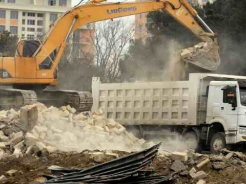 Bakıda söküntü hansı ərazilərdən başlayacaq? - Komitə sədrindən AÇIQLAMA