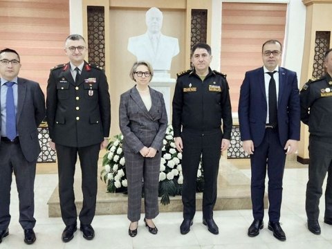 Bakıda NATO nümayəndələri ilə görüş