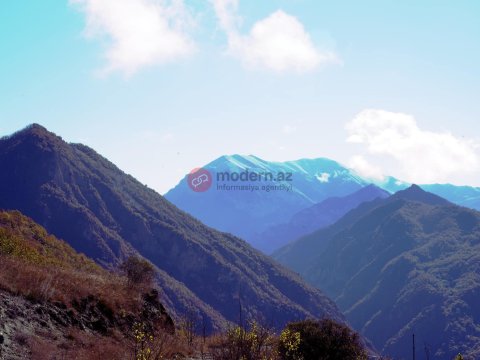 Dünyanın bəxtəvər vaxtında Tanrının yaratdığı GÖZƏLLİK