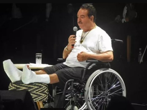 Tatlısəs pərəstişkarlarından kömək istədi