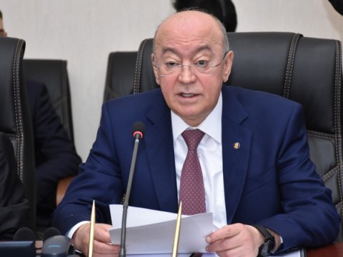 Nazir rəisi işdən çıxardı - Yeni TƏYİNAT