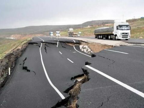 Deputat Lerikin&nbsp;yollarının təmiri üçün vəsait ayrılmasını xahiş etdi