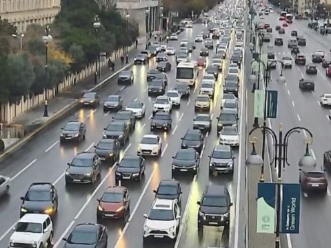 Bakıda tıxac olan yolların SİYAHISI