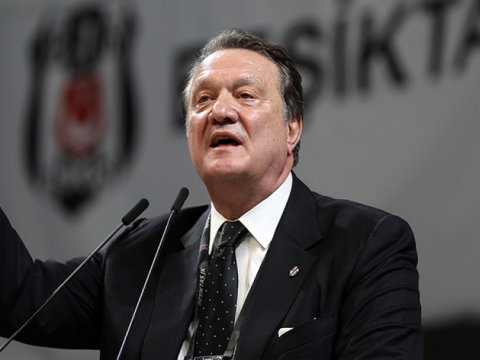 "Beşiktaş"ın prezidenti İSTEFA VERDİ