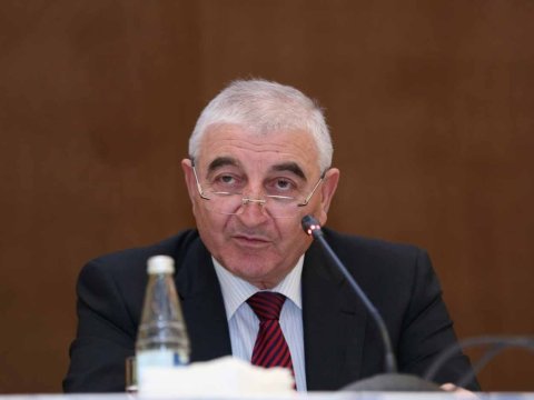 Məzahir Pənahovdan siyasi partiyalara&nbsp;çağırış