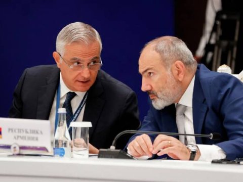 Ermənistanda Paşinyana və müavininə cinayət işi açmaq tələb olundu