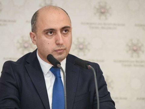 Nazirdən 1500 məktəbin bağlanacağı xəbərinə daha bir&nbsp;REAKSİYA