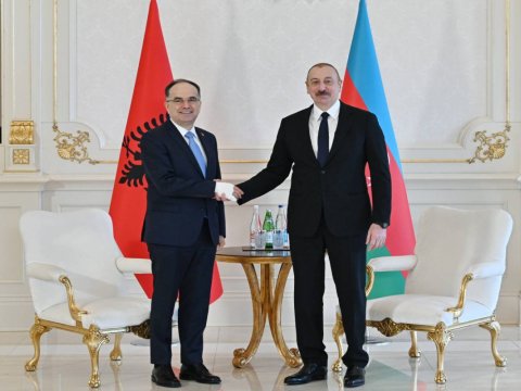 İlham Əliyev Bayram Beqanı təbrik etdi