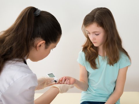 Azərbaycanda 2500 uşaq şəkər xəstəsidir