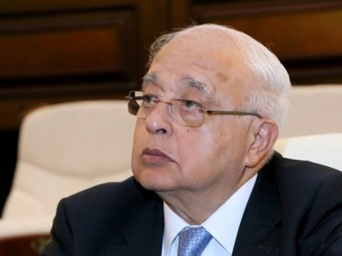 Elçinin çoxcildliyinin yeni&nbsp;CİLDLƏRİ