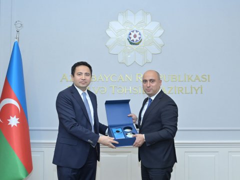 Emin Əmrullayev Qazaxıstan səfiri ilə görüşüb