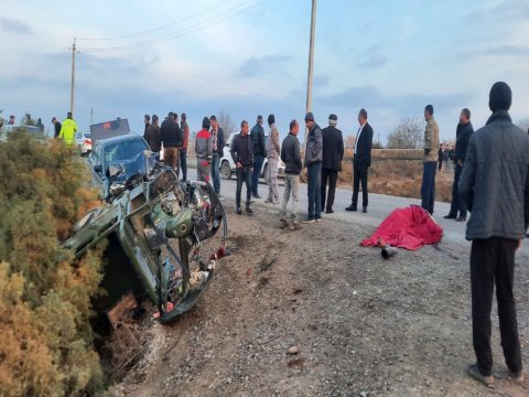 Kürdəmirdə dəhşətli qəza, ölən var - Hadisə yerindən FOTOLAR