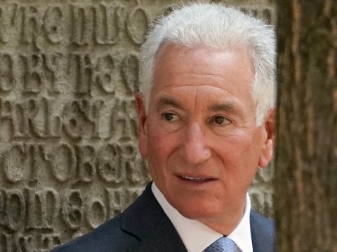 Tramp qudasına yüksək vəzifə verdi