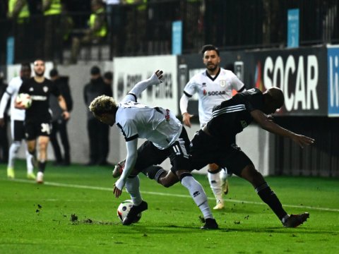 "Heç bir oyunçunu arxa plana atmırıq"