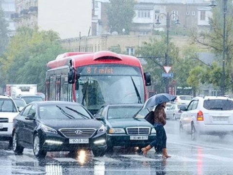 Bakıya yağış, rayonlara qar yağır - Faktiki hava