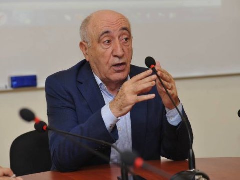 Elçibəy “91-lər”in çağırışına qoşulan 92-ci ziyalı oldu - Şahlar Əsgərov