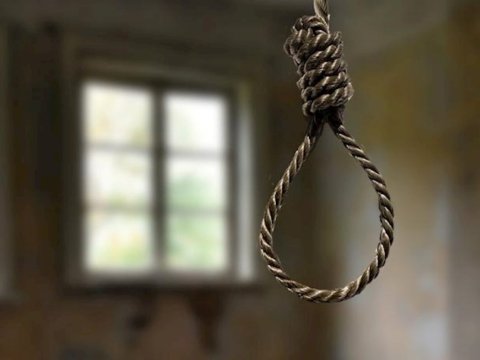 Qardaşının evində intihar etdi