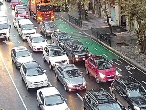 Bakıda tıxac olan yollar - Siyahı