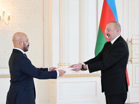 El-Salvadorun yeni səfiri Prezidentin qəbulunda