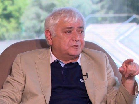 "Qarabağın xatirinə bir müddət məktəbsiz, qazsız qala bilərik" - Aqil Abbas