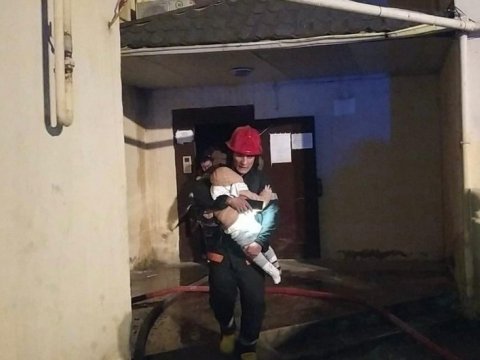 Xırdalanda yanğın - Sakinlər təxliyə edildi (VİDEO)