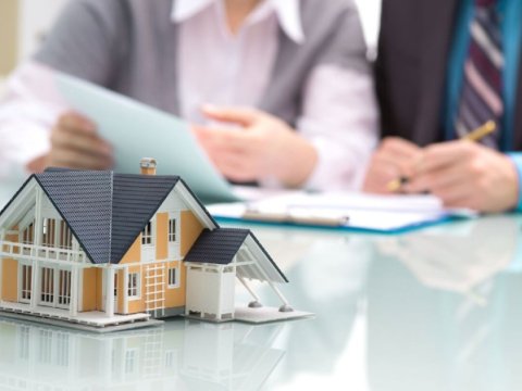 Daşınmaz əmlakın icbari sığortası üzrə 1.8 milyon manat ödəniş edilib