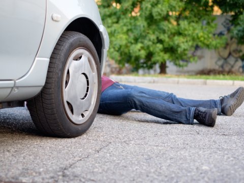 Samuxda 22 yaşlı piyadanı maşın vurub öldürüb