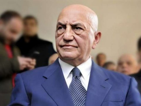 Dövlət Əli İnsanovun partiyasına pul verib?&nbsp;